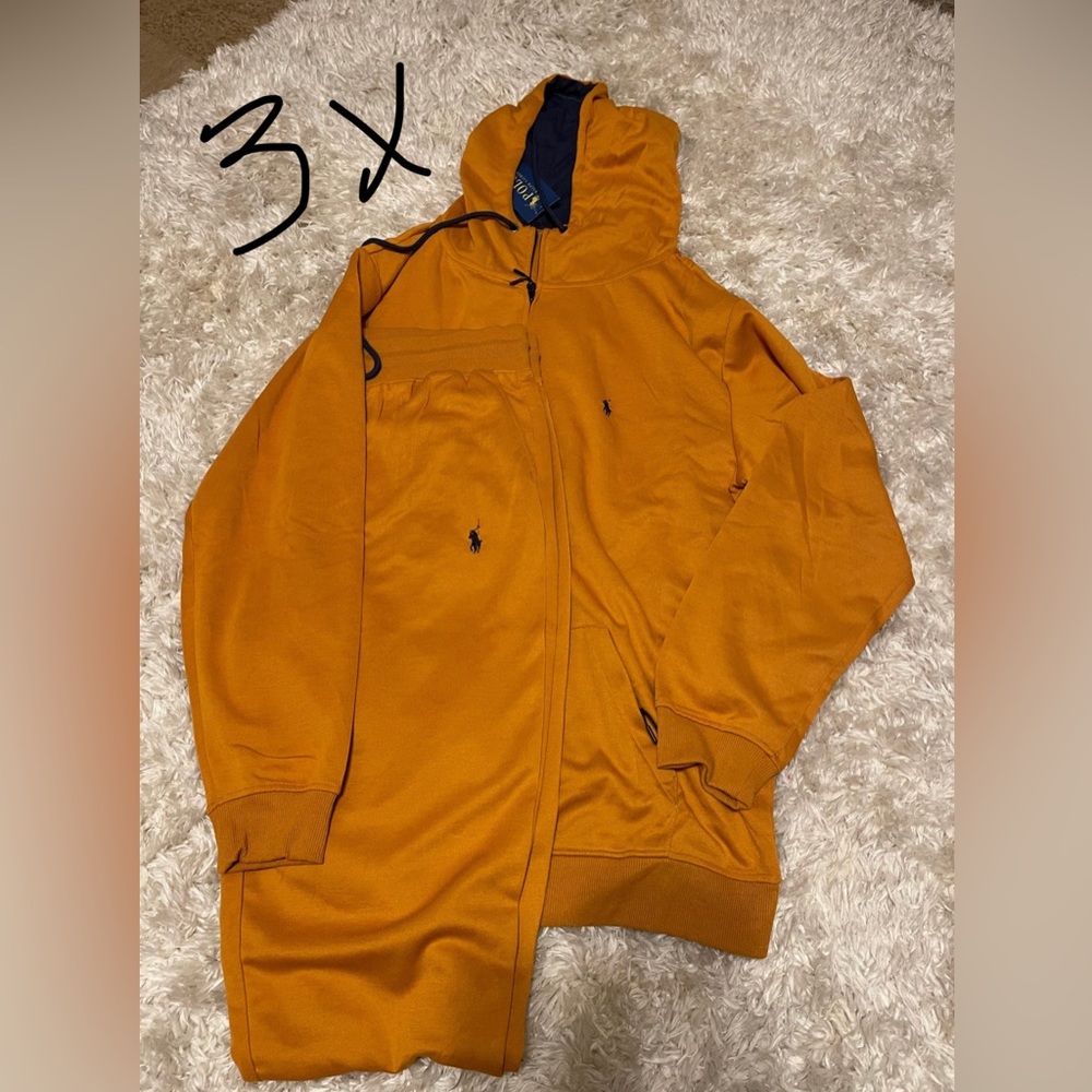 Men’s Polo Tracksuit. New w/Tags. Size 3XL.